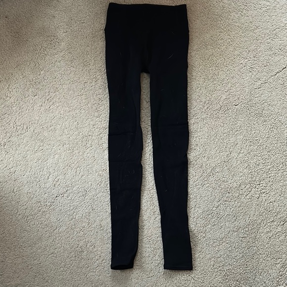 Lululemon size 4 leggings - Picture 1 of 3
